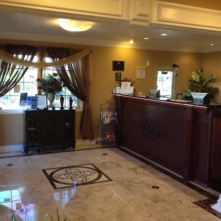 Park Avenue Inn & Suites วิกเตอร์วิลล์ ภายนอก รูปภาพ