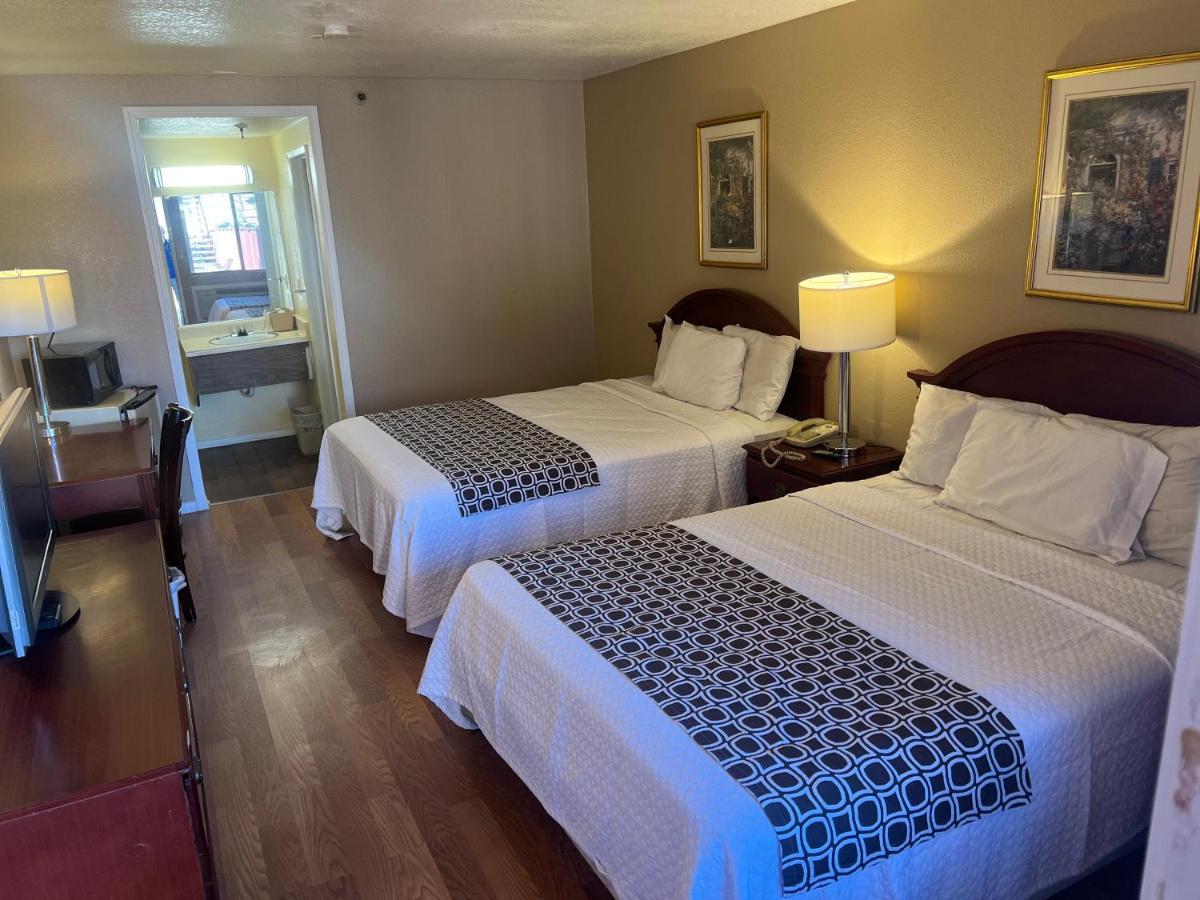 Park Avenue Inn & Suites วิกเตอร์วิลล์ ภายนอก รูปภาพ