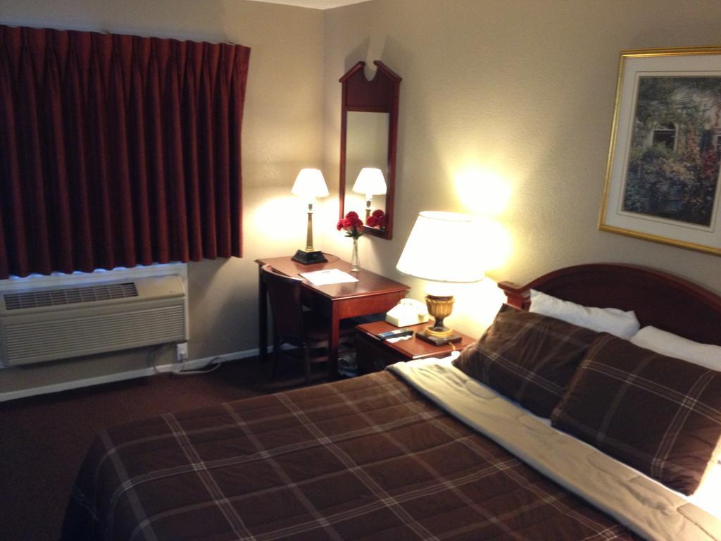 Park Avenue Inn & Suites วิกเตอร์วิลล์ ห้อง รูปภาพ